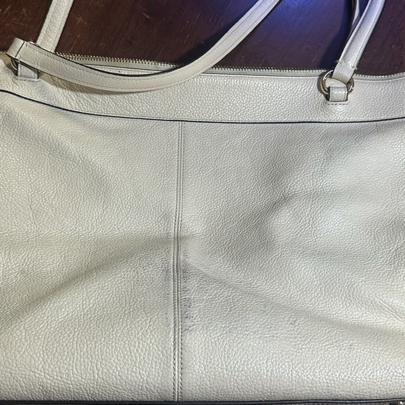 Coach Cream Leather Women's Bag - Picture 7 of 7